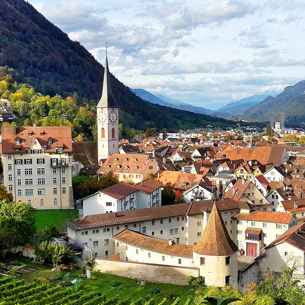 Chur Stadt Chur: Reinigung in Privathaushalten ist für Chur bei den Hausfeen buchbar.